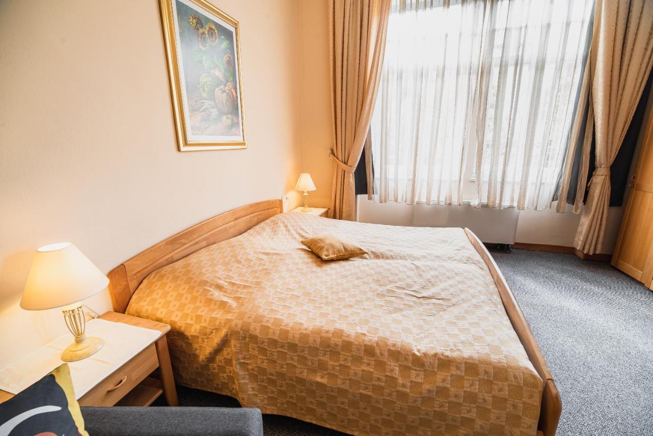 Guest House Veronika โคตเชวิเย ภายนอก รูปภาพ
