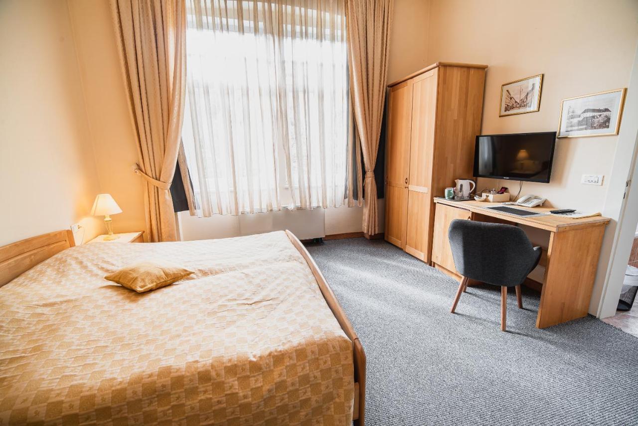 Guest House Veronika โคตเชวิเย ภายนอก รูปภาพ